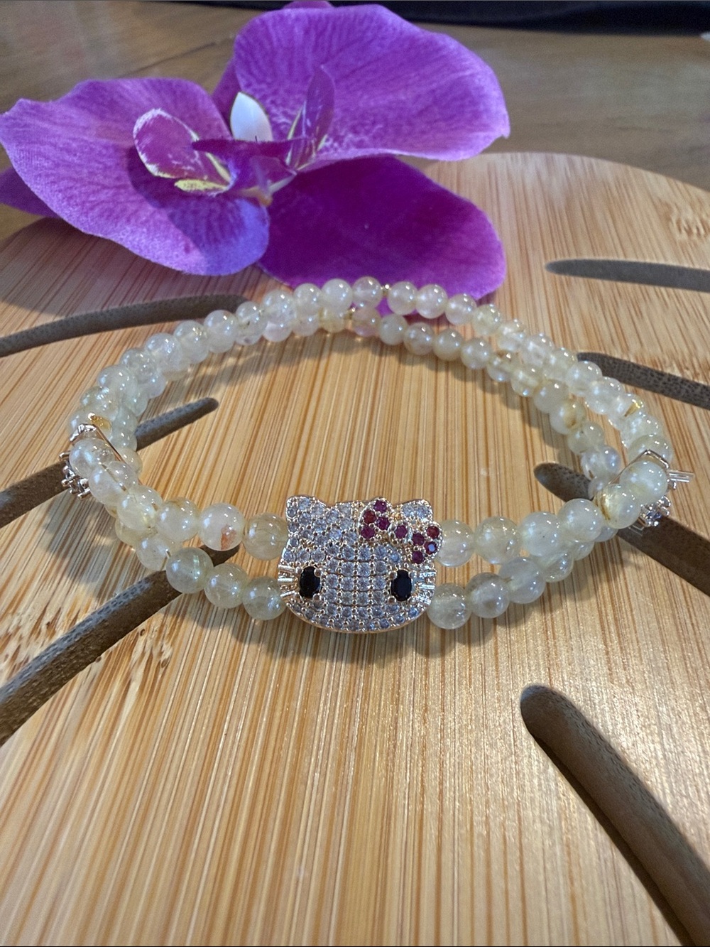 Hello Kitty Inspired Crystal Bead Stretch Bracelet - Cream